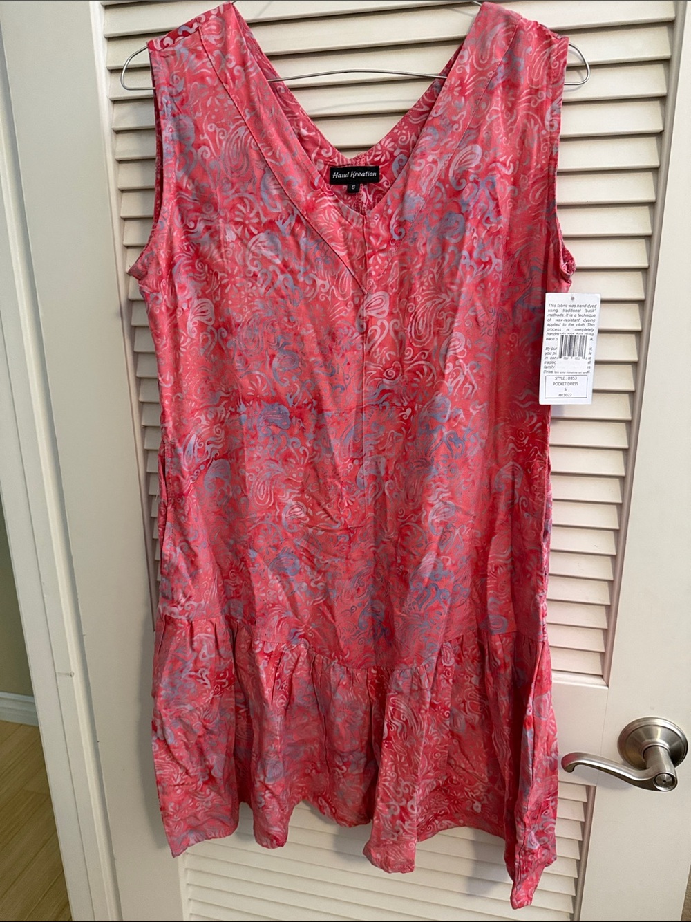 Sleeveless V-Neck Coral Paisley Dress